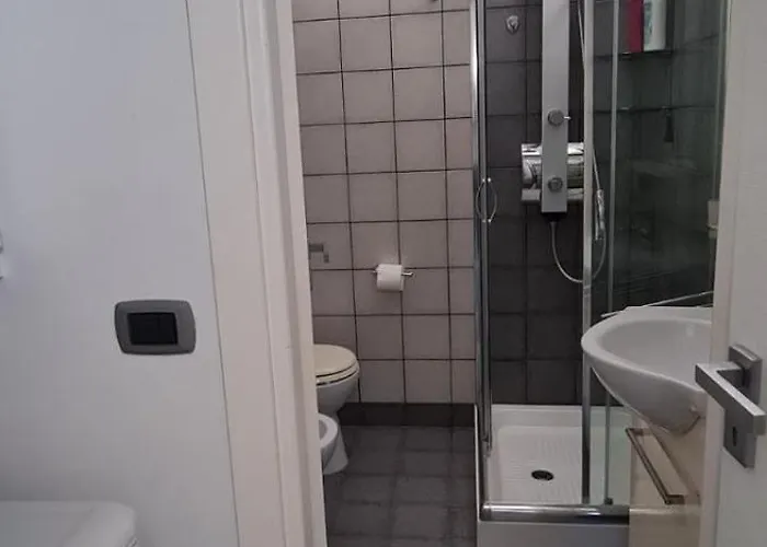 Ginevra Economy 特罗佩阿